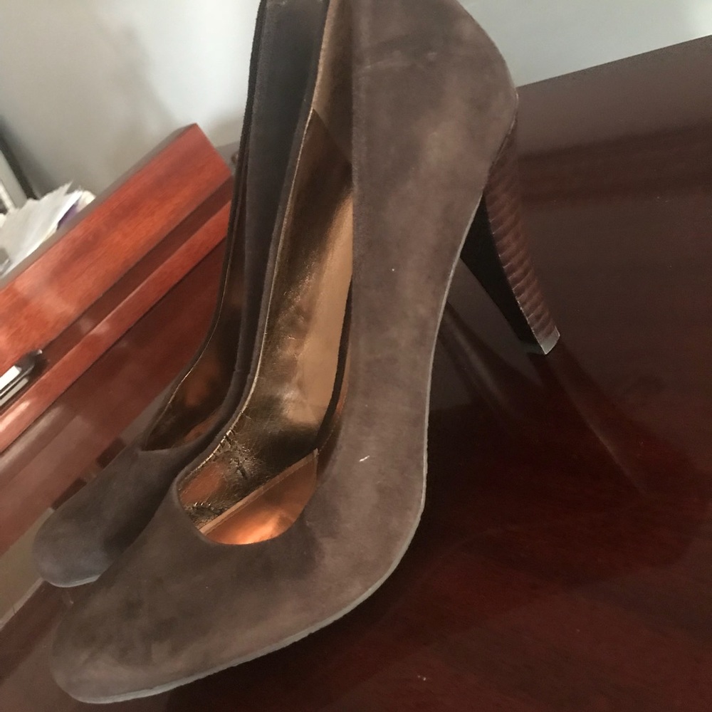 Enzo Angiolini Suede Heels